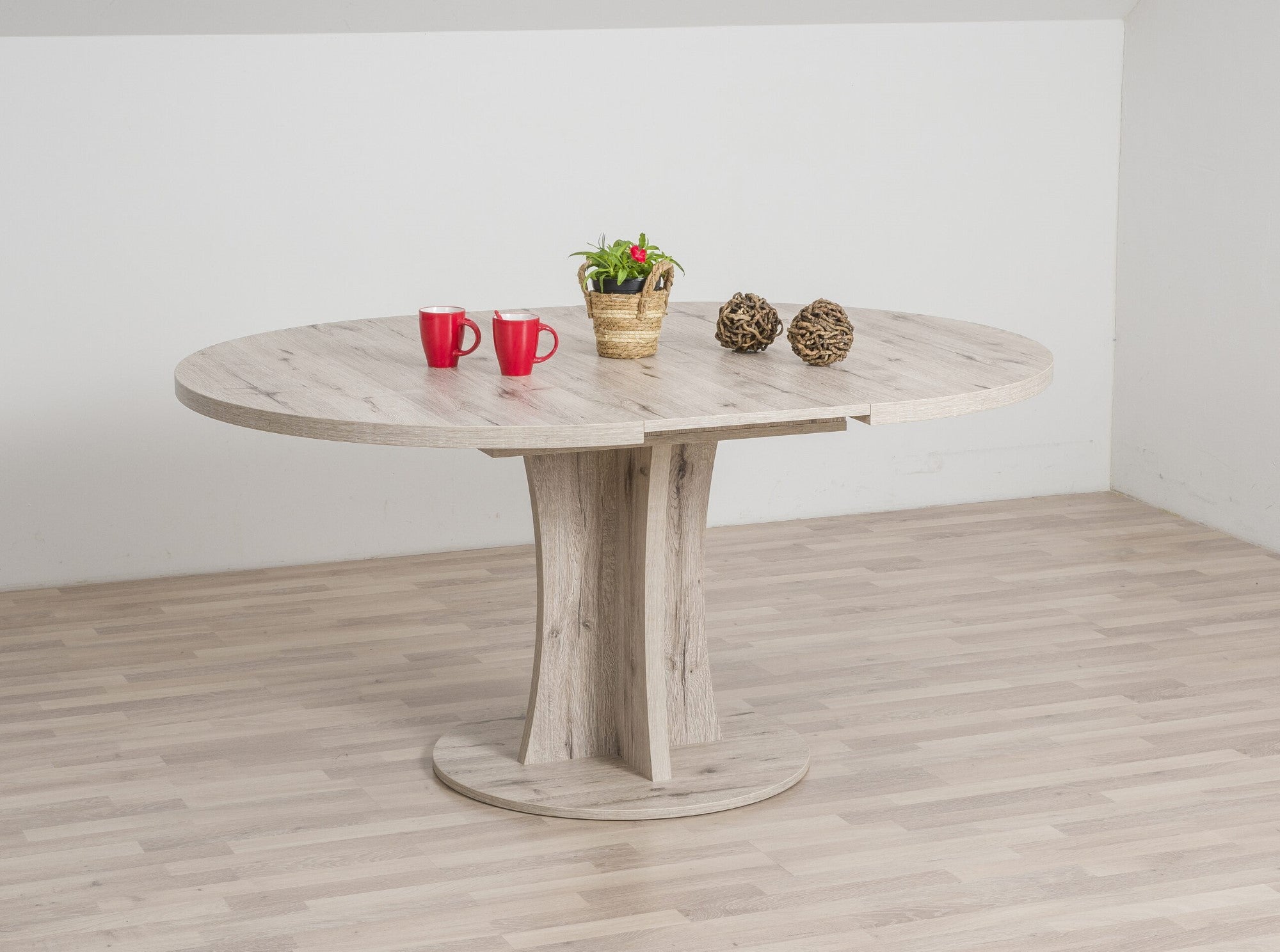 Raztegljiva miza Sara-R